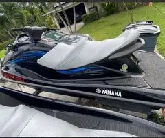 2 Waverunners Modelo 2014 Yamaha VX Cruiser