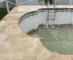 Se Reconstruye y Se Instalan Pisos Para Piscinas Sobre Nivel