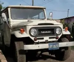 Vehículo Land Cruiser Jeep Año 68 BJ40