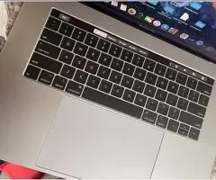 Computador 2019 Macbook Pro 16GB Ram 256GB SSD Para Vender