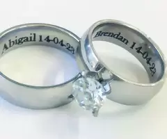 Anillos Con Grabados Para Promesa o Anillo Matrimonial Para Vender