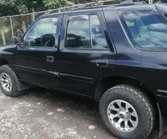 Vende Vehículo Isuzu Rodeo 1995