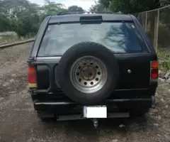 Vende Vehículo Isuzu Rodeo 1995