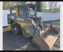 Se Vende 2011 John Deere 320 D Skidsteer